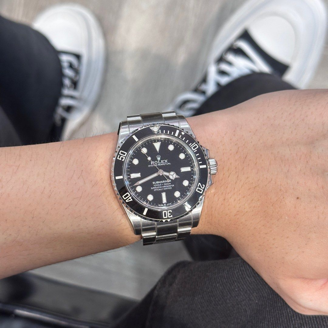 Rolex Submariner No Date 124060 41mm