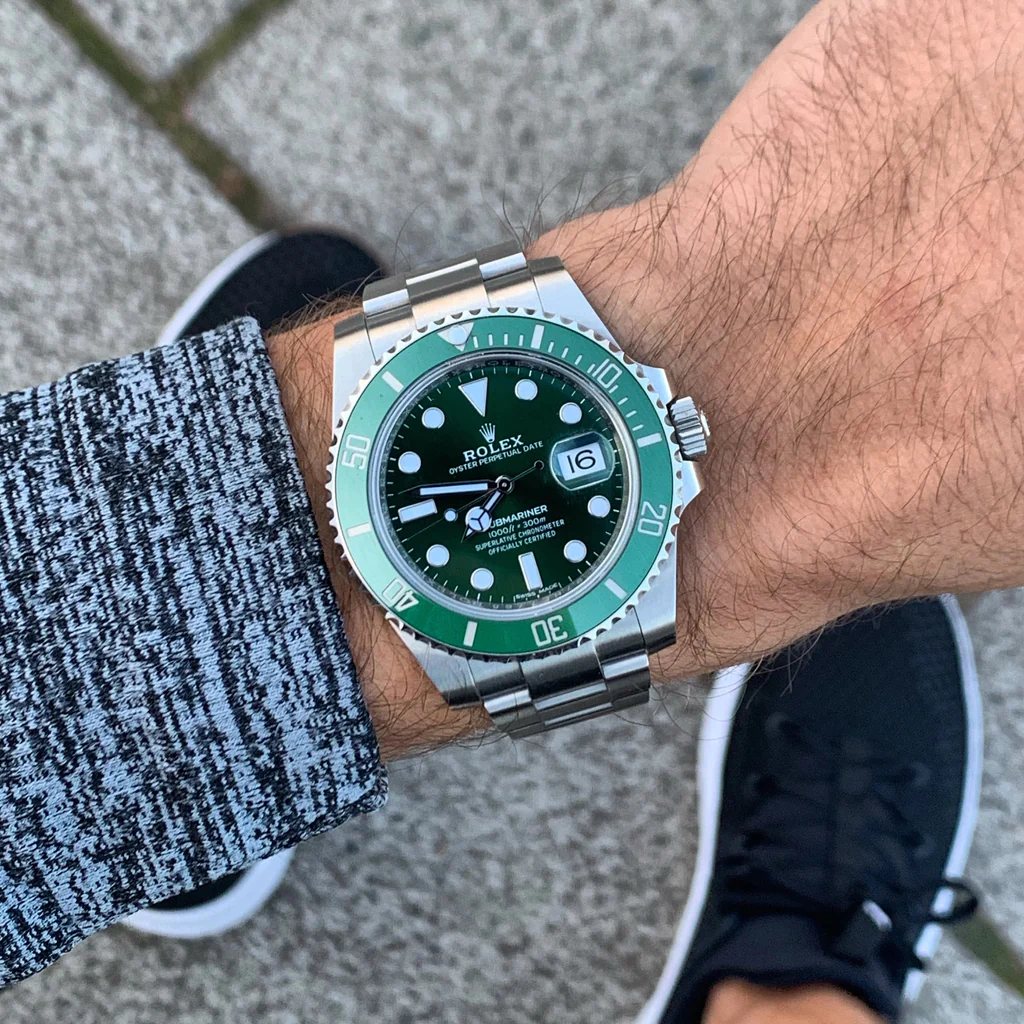 Rolex Submariner Date Hulk 116610LV 40mm